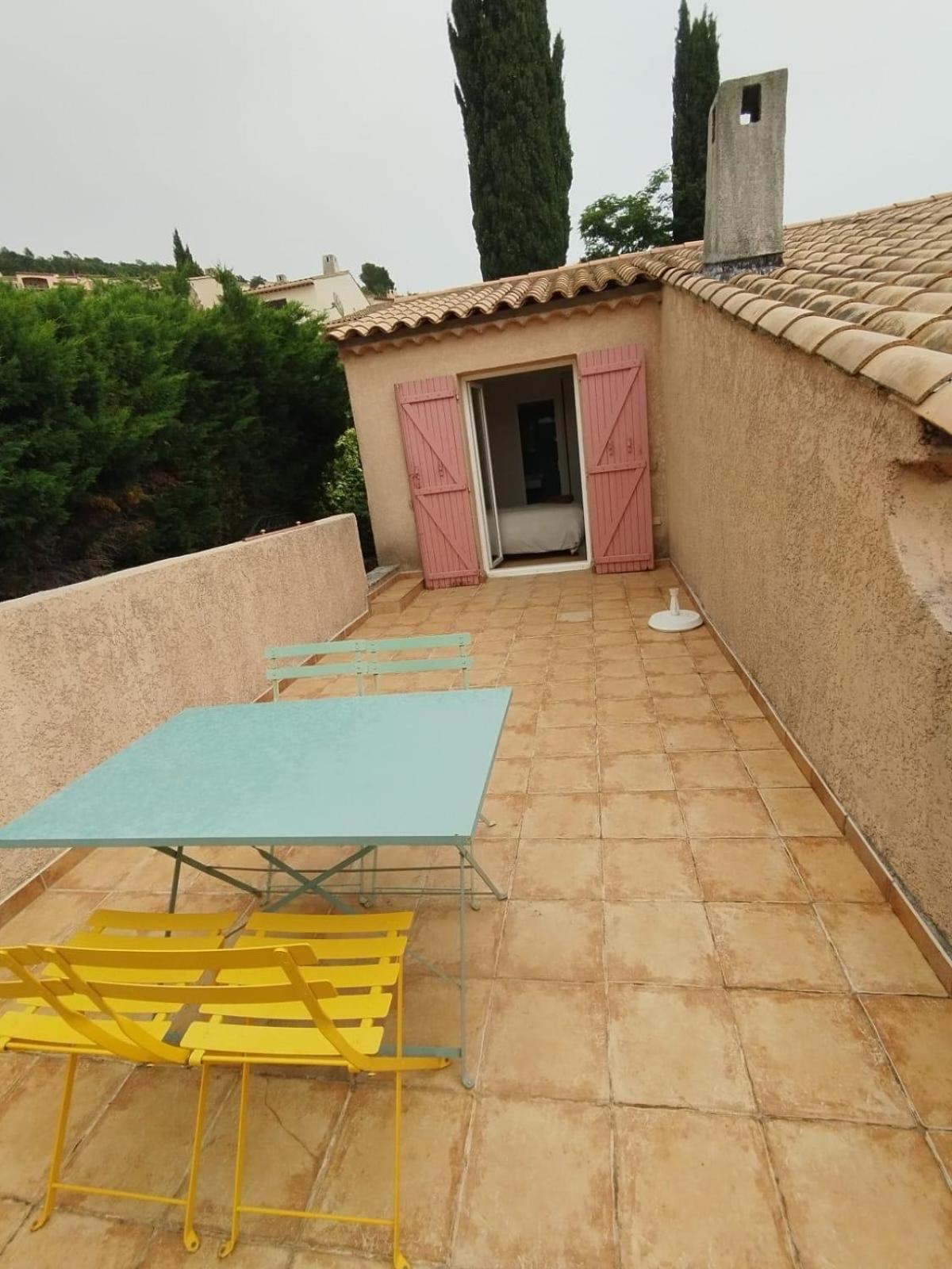 10 A 12 Pers Famille Amateurs Randonnee Boulouris Panorama Saint Raphael Tennis Piscine Partage Exterior photo
